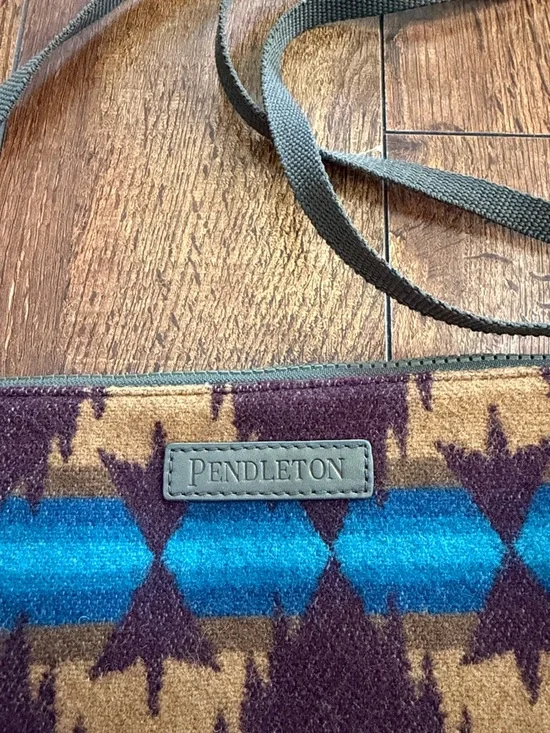 Pendleton Multicolor Aztec Wool Crossbody Bag with Olive Strap - Picture 2 of 6